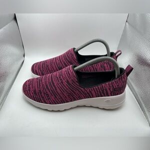 Skechers Gogamax women’s pink black loafers size 7.5